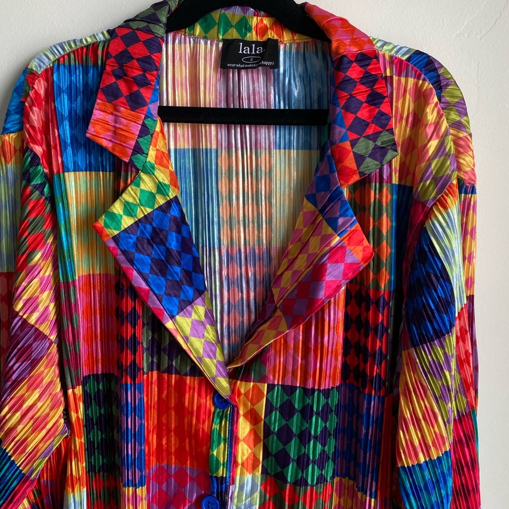 2-piece set Dressed in LALA Long Sleeve Plissé Set in Fun House Print - Picture 4 of 16